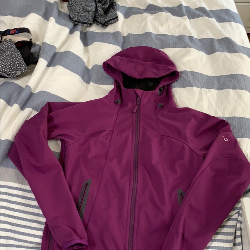 Mammoth Ultimate Hoodie